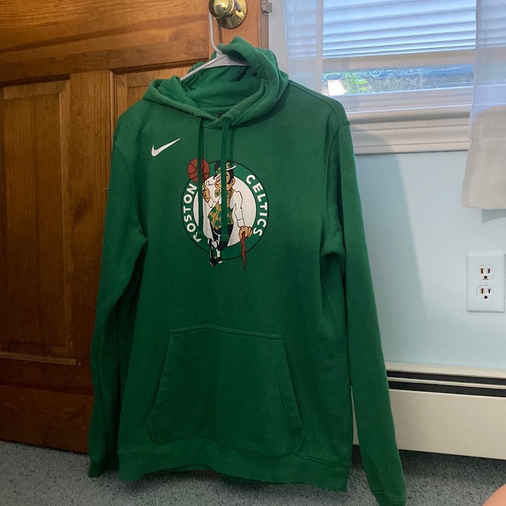 Nike Celtics Sweatshirt